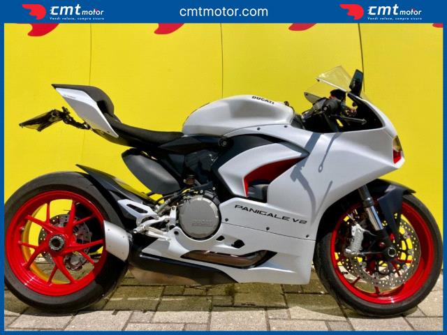 Ducati Panigale V2