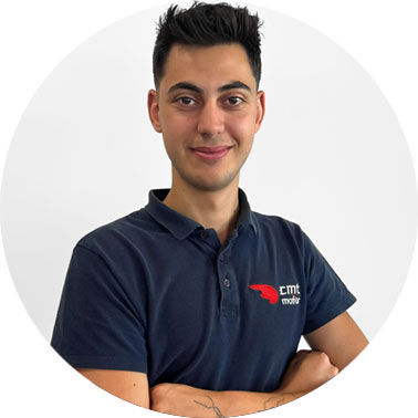 store manager Mattia Pedroni - CMTmotor